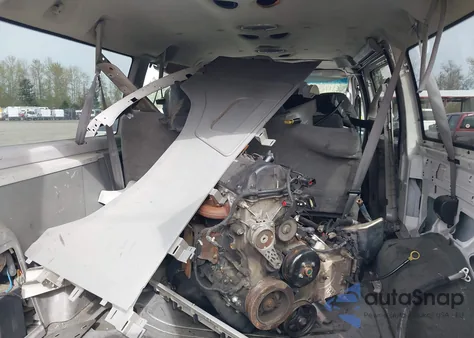 2007 Ford E-150 Chateau/Xl/Xlt из США, поврежденный, VIN 1FMNE11LX7DA12046